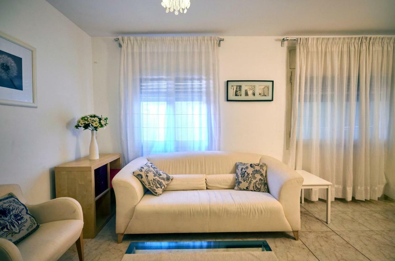 شقة برشلونة  في Torrassa Fira المظهر الخارجي الصورة